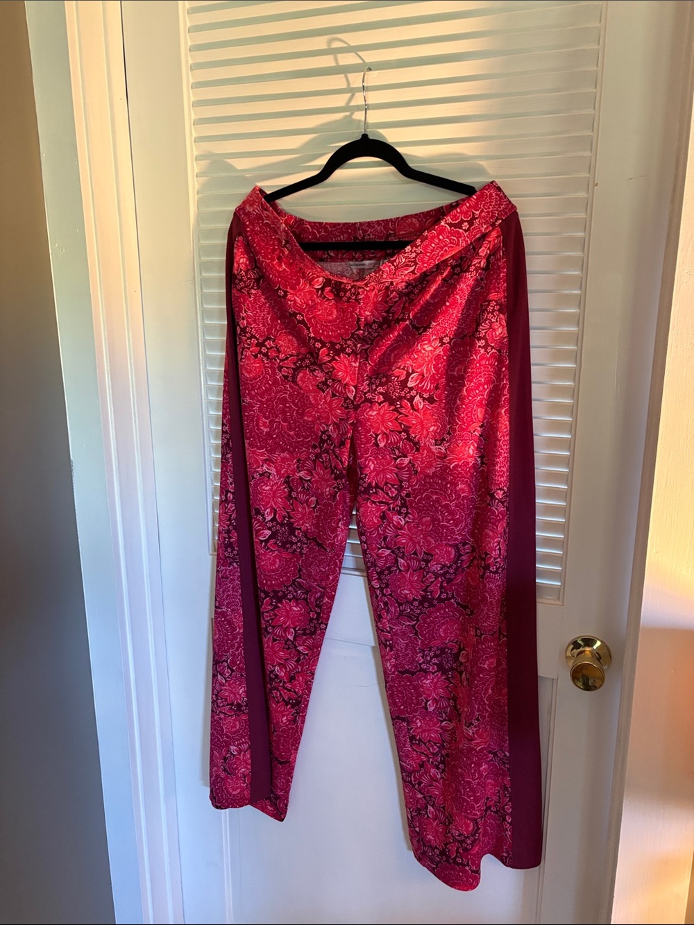 Wide-Leg Floral Print Pants in Deep Pinks and Reds-Size L